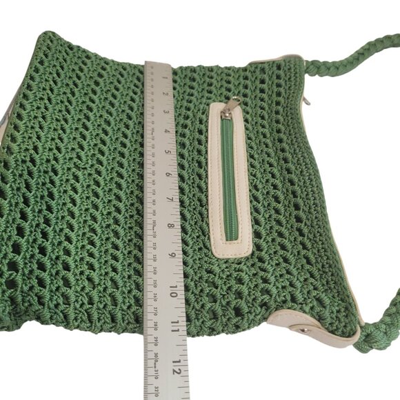 Luxy Green Crochet Shoulder Bag With Zipper Accents - Handmade Boho Style - Picture 5 of 12